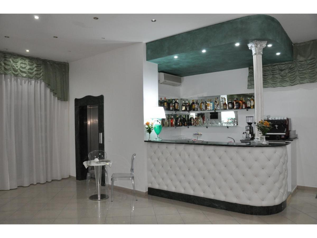 Hotel Inn Giardini Naxos Exterior photo